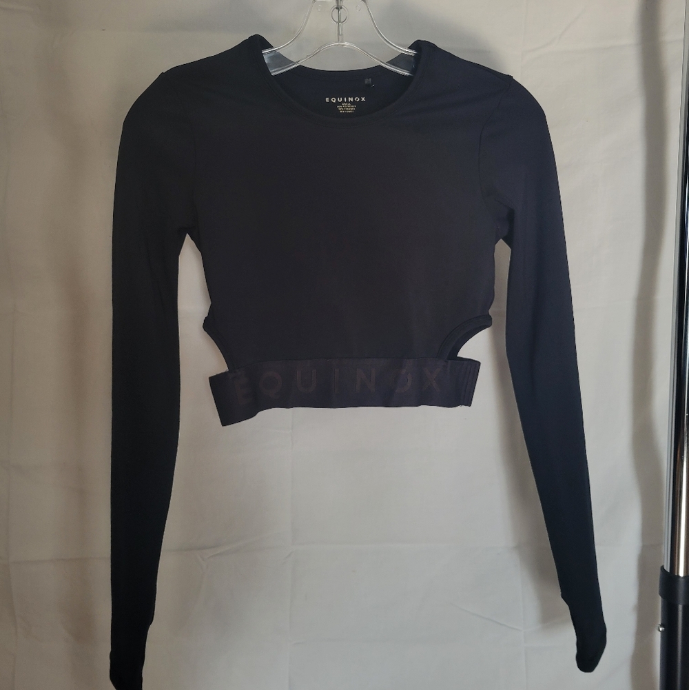 Black Long-Sleeve Cropped Equinox Top